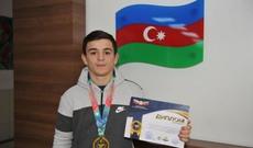 Azərbaycanlı tələbə erməni rəqibini darmadağın etdi