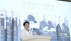 Heydər Əliyev Mərkəzində Elmira Axundovanın “Heydər Əliyev. Şəxsiyyət və zaman” üçcildliyinin təqdimatı olub