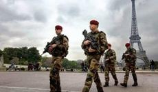 Fransa məhkəməsi əsgərlərə hücum edən şəxsə 30 il həbs cəzası verib