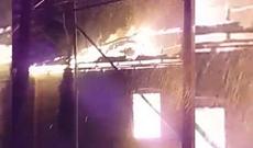 Azərbaycanda seçki məntəqəsi yandı