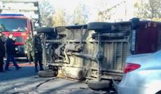 Mingəçevirdə mikroavtobus aşdı: Yaralılar var