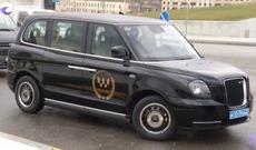 Bakıya elektriklə işləyən müasir taksi gətirilib