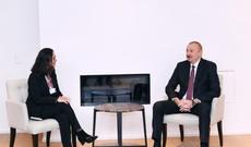 Prezident İlham Əliyev “Swiss Re” şirkətinin ictimaiyyətlə əlaqələr üzrə sədri Veronika Skotti ilə görüşüb