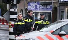 Amsterdam poçt şirkətinin ofisində iki partlayış baş verib