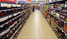 Sabahdan Azərbaycana idxal edilən spirtli və energetik içkilər üçün aksiz dərəcələri artırılır