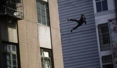 Sumqayıtda fəhlə 8-ci mərtəbədən yıxılaraq ölüb